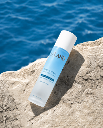 Purity in a Drop Toner Essence